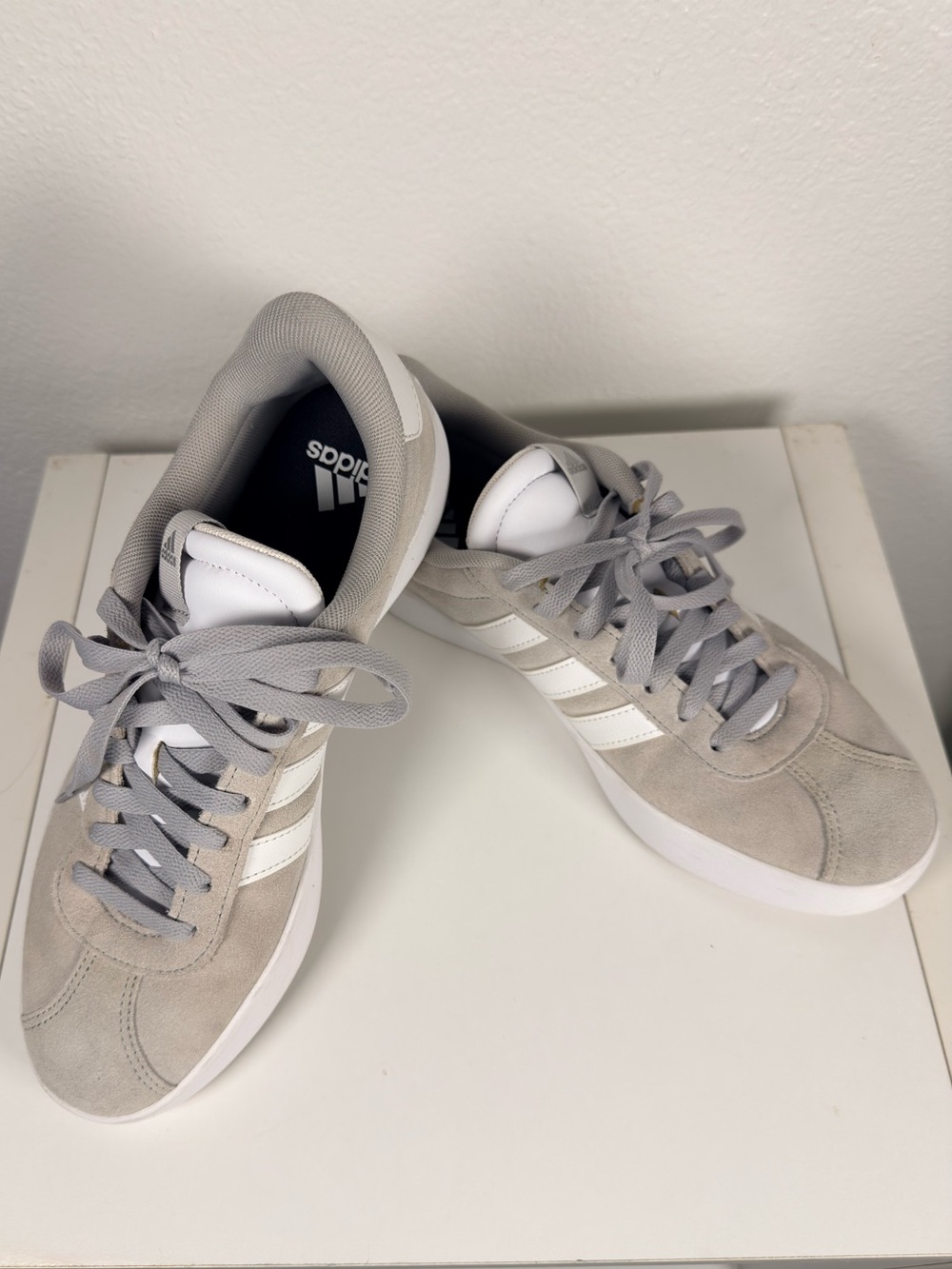 Adidas VL Court 3.0 Gray Suede Sneakers Women’s Size 10